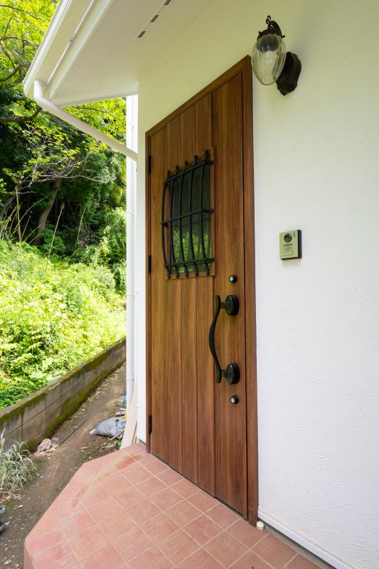 日野市Y様邸　玄関アプローチ3